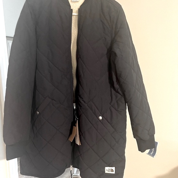 The North Face Quilted Jacket with Sherpa Lining - Picture 5 of 5
